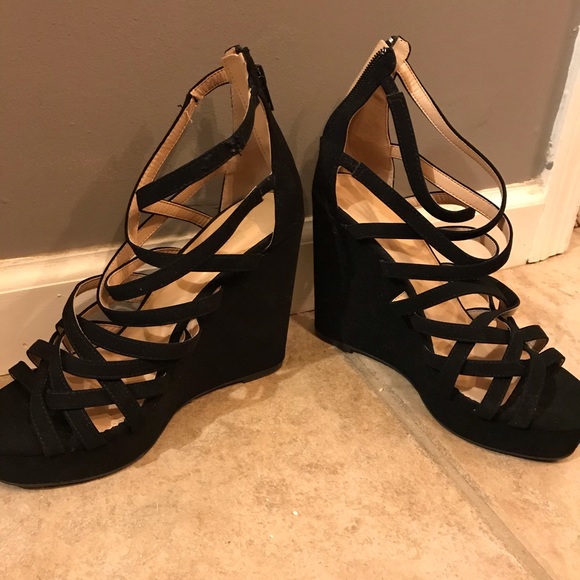 Shoes!!!! - Picture 7 of 8